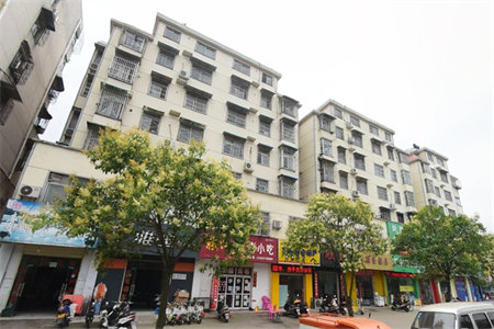 康桥丹郡3室2厅1卫75万105m2毛坯房出售